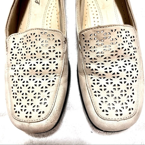 TROTTERS Jenn Laser beige loafers womens size 7 - Picture 5 of 9